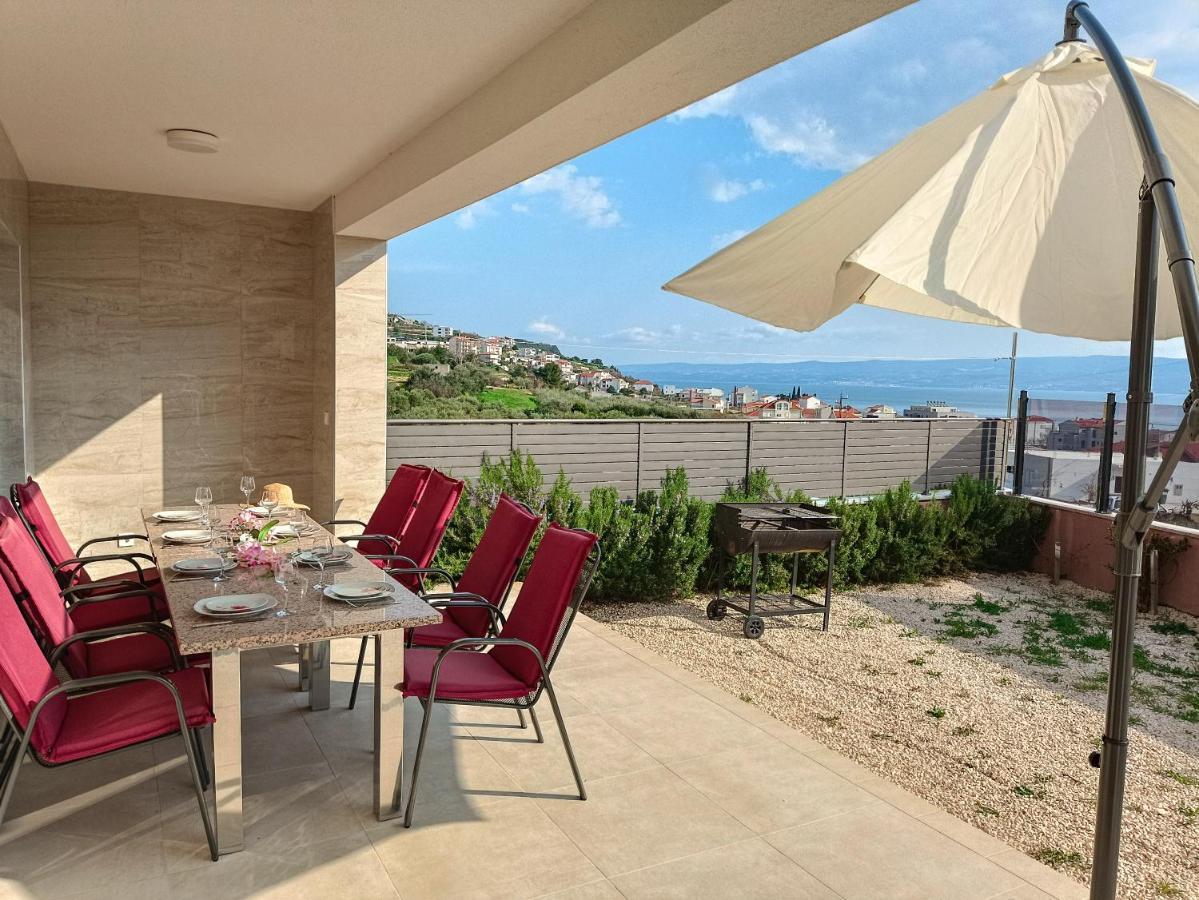 Modern With Jacuzzi, Beautiful Sea View, Near Split! 36a Villa *