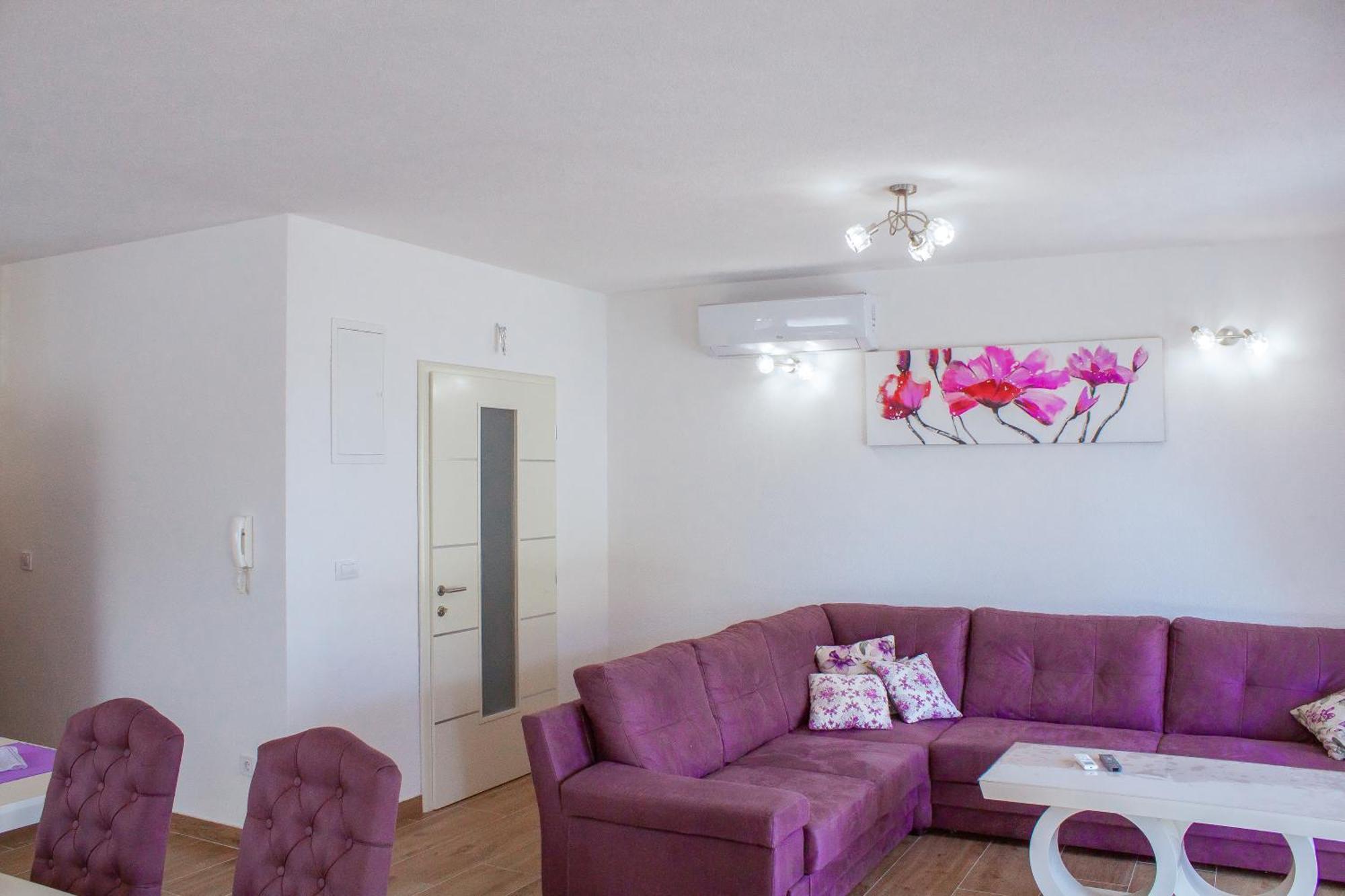 Modern With Jacuzzi, Beautiful Sea View, Near Split! 36a Villa *