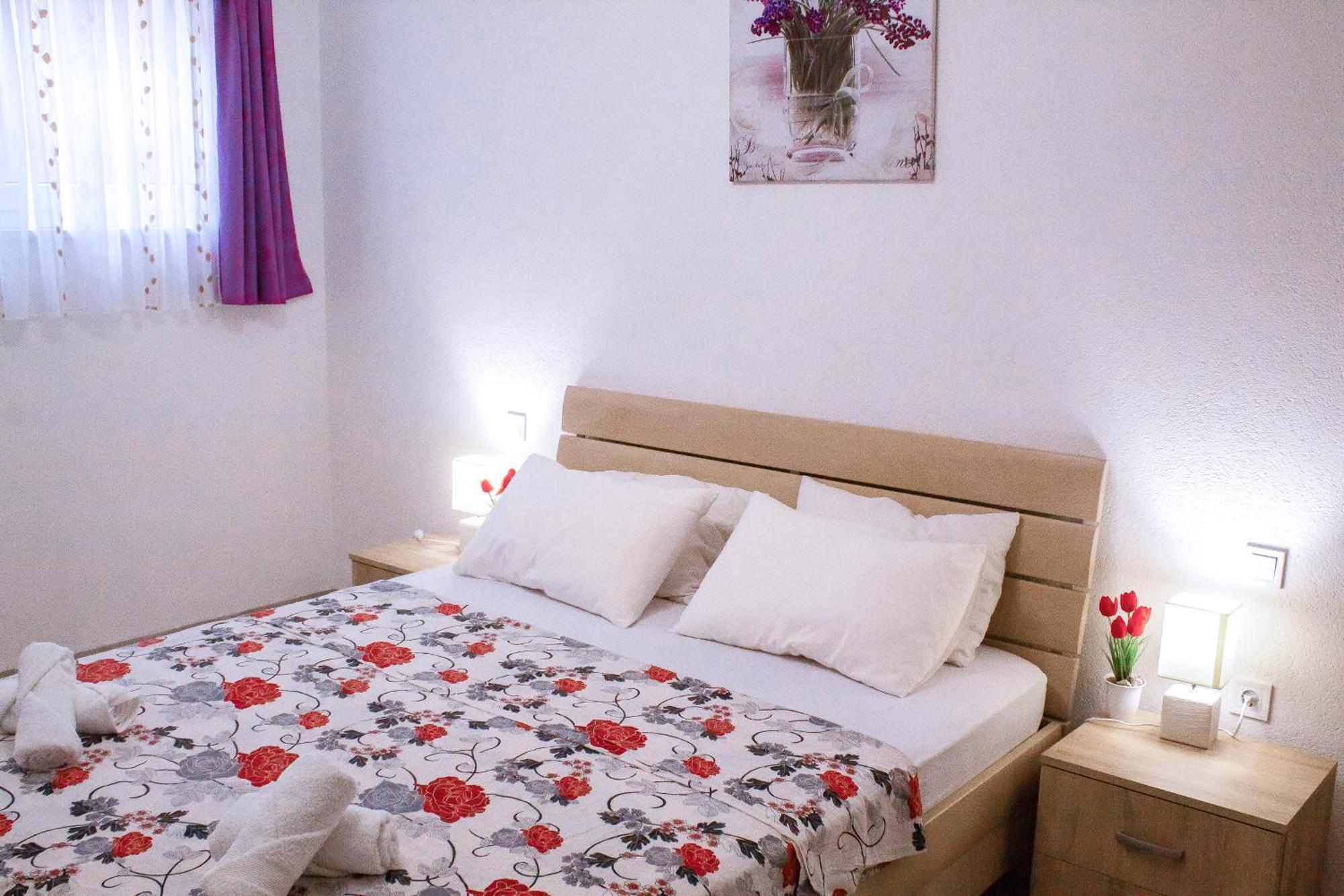 Modern With Jacuzzi, Beautiful Sea View, Near Split! 36a Villa