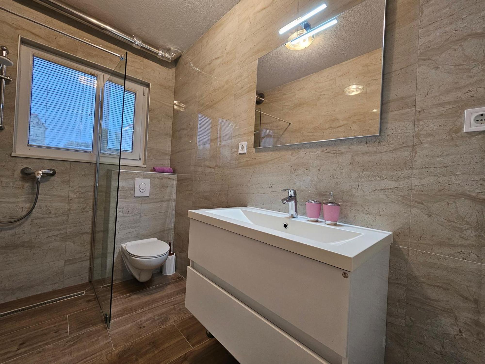Modern With Jacuzzi, Beautiful Sea View, Near Split! 36a Villa